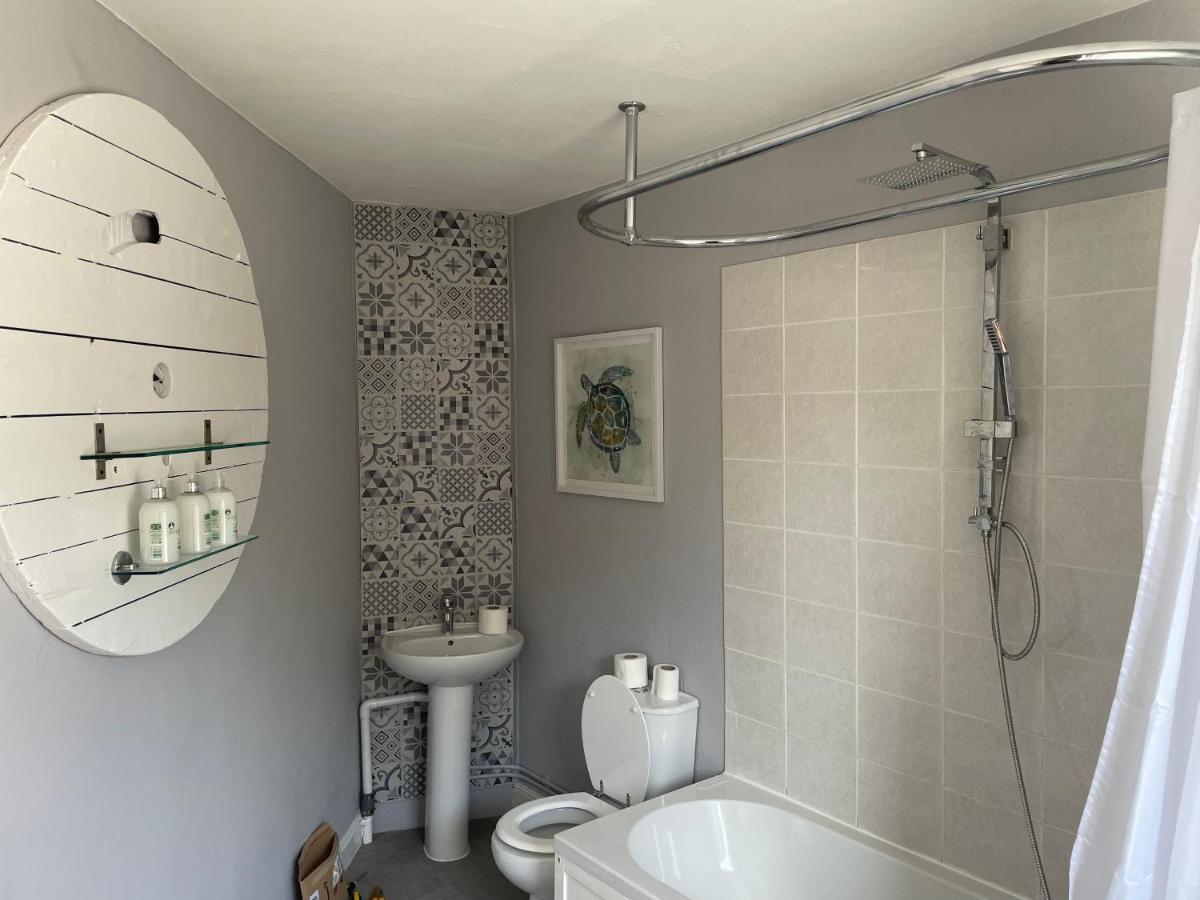 Brady'S Glastonbury Beautiful Pad Great Location! Dış mekan fotoğraf